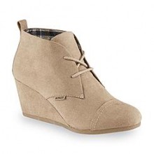Sears: Up To 70% Off Women’s Boots