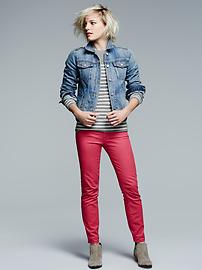 Gap: Up To $40 Off Purchase Today