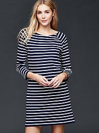 Gap: 40% Off Purchase & Free Shipping for $25+ Gap: 40% Off Purchase & Free Shipping for $25+