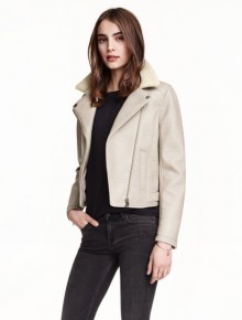 H&M: 50% Off New Season Layers