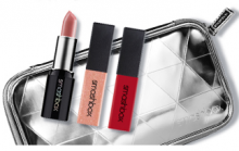 Smashbox: 4 Piece Gift with Purchase of $40+ Smashbox: 4 Piece Gift with Purchase of $40+