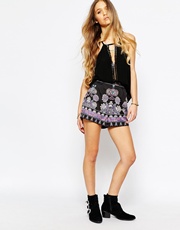 ASOS: 20% Off Spring Stars & Formal Styles