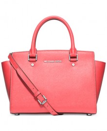 Macy’s: Up to 45% Off Michael Kors Handbags