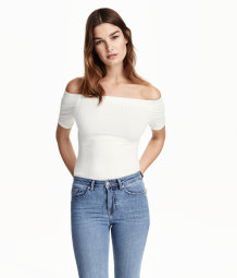 H&M: Up To 30% Off Purchase Today
