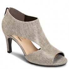 Aerosoles: up to 30% Off Select Styles