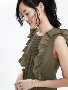 Banana Republic: Up To 30% Off Dresses, Suits and More Banana Republic: Up To 30% Off Dresses, Suits and More