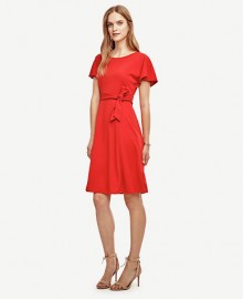 Ann Taylor: 40% Off Full Price & Extra 60% Off Sale Items Ann Taylor: 40% Off Full Price & Extra 60% Off Sale Items