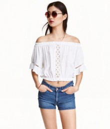 H&M: Up To 50% Off Beach Essentials