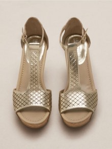 Kenneth Cole: Up To 60% Off Select Styles Today Kenneth Cole: Up To 60% Off Select Styles Today