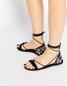 ASOS: Up To 70% Off Final Reductions ASOS: Up To 70% Off Final Reductions