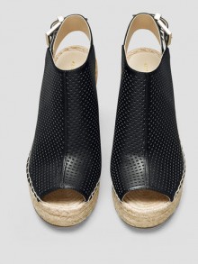 Kenneth Cole: Up To 60% Off Select Shoes Today Kenneth Cole: Up To 60% Off Select Shoes Today