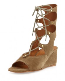 Saks Fifth Avenue: Up To 75% Off Final Sale Saks Fifth Avenue: Up To 75% Off Final Sale
