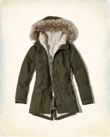 Hollister: 50% Off All Outerwear