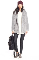Nordstrom: Up To 50% Off Women’s Jackets & Coats