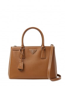 Gilt: Sale of Prada Handbags & Shoes