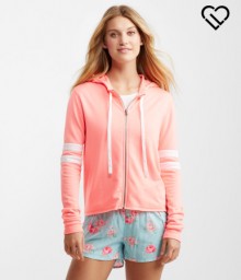 Aeropostale: 50% Off + Extra $10 Off $50 Sitewide