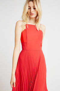 BCBGeneration: 40% Off Full Priced Dresses & 30% Off Accessories