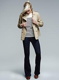 Gap: $40 Off Orders of $100+ Today