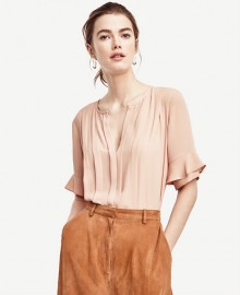 Ann Taylor: 40% Off Entire Purchase