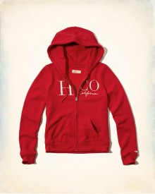 Hollister: Up to 70% Off All Clearance