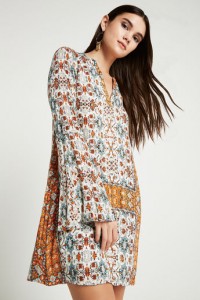 BCBGeneration: 50% Off Sitewide Until 4 PM BCBGeneration: 50% Off Sitewide Until 4 PM