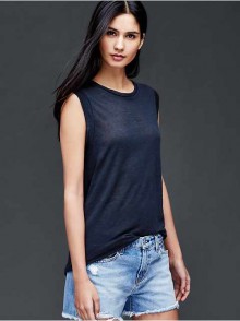 Gap: 40% Off Tanks, Tees & Shorts and 35% Off The Rest