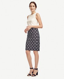 Ann Taylor: Up To 60% Off Summer Sale