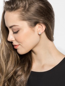 BaubleBar: up to 50% off 100+ Items BaubleBar: up to 50% off 100+ Items