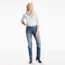 Levis: Extra 30% off Sale items